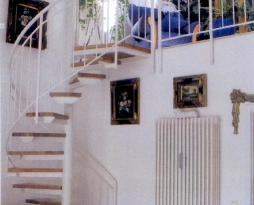 Treppe zur Galerie